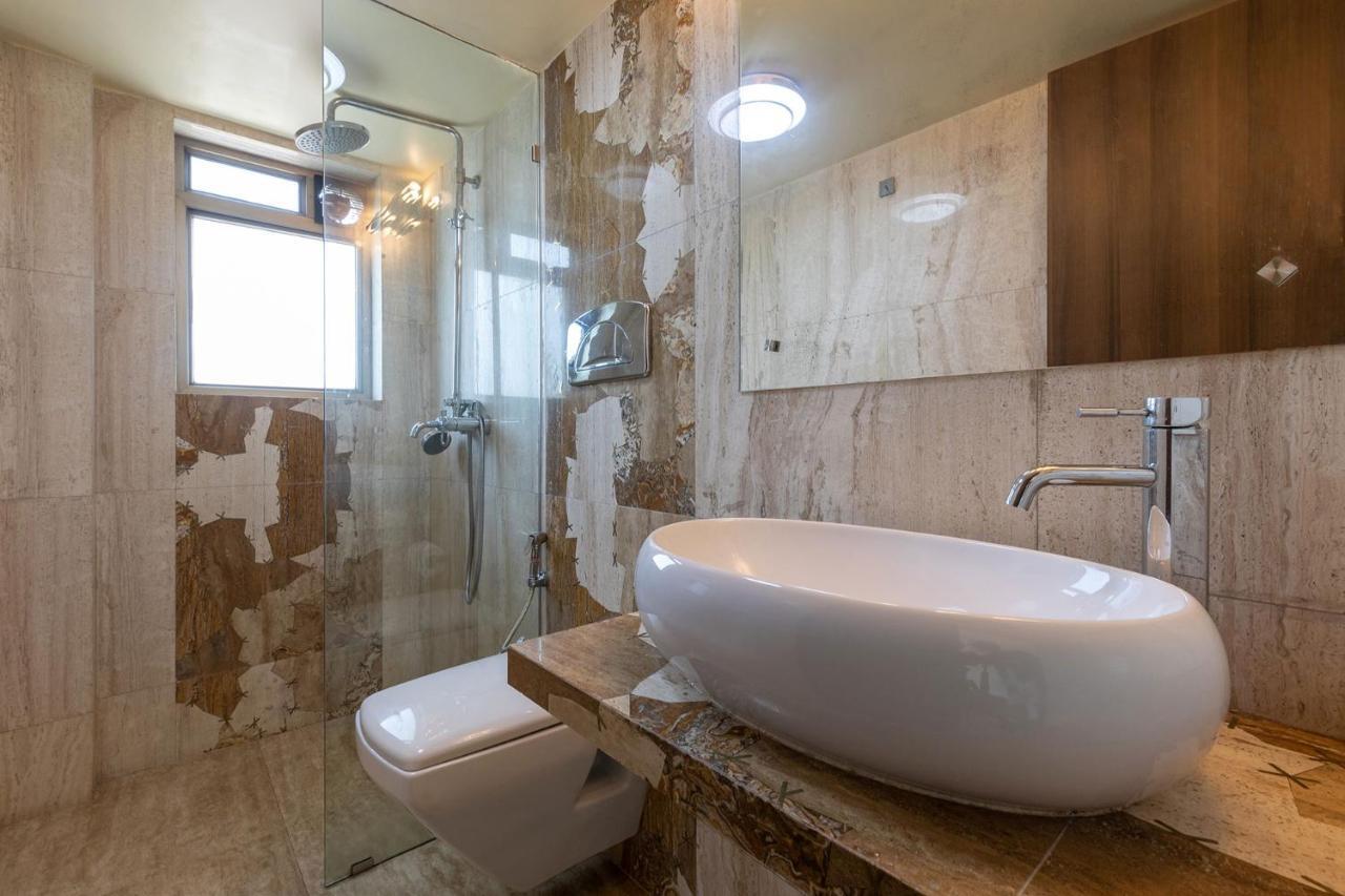 לונבלה The Boulevard Villa By Veo - Part Of Stayvista מראה חיצוני תמונה