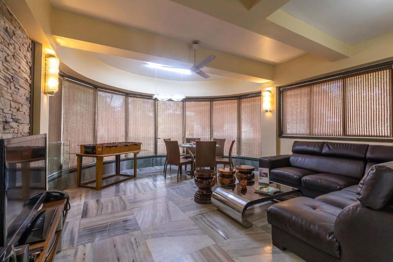 לונבלה The Boulevard Villa By Veo - Part Of Stayvista מראה חיצוני תמונה
