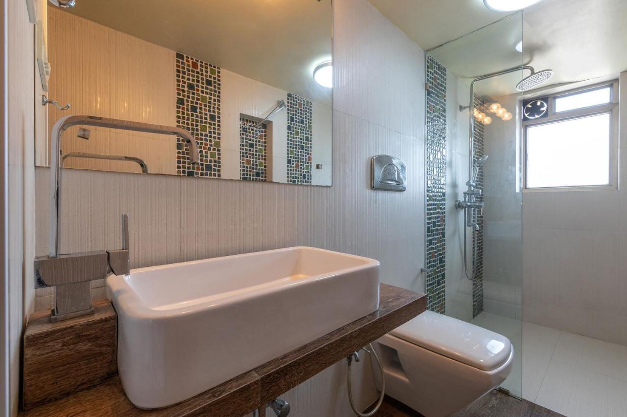 לונבלה The Boulevard Villa By Veo - Part Of Stayvista מראה חיצוני תמונה